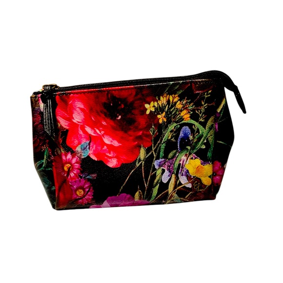 Handbags - 💕FLORAL ZIPPERED COSMETIC, JEWELRY BAG💕NWOT. EXCELLENT CONDITION!!NEVER USED!!